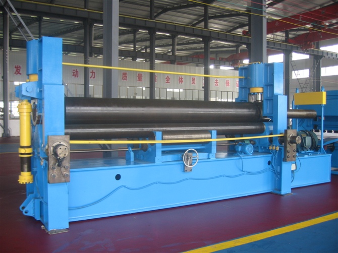 中型上輥萬(wàn)能式卷板機(jī)